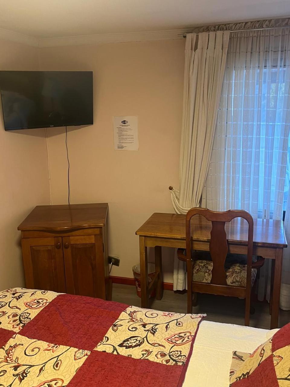 Hostal Espanol 코이아이케 외부 사진